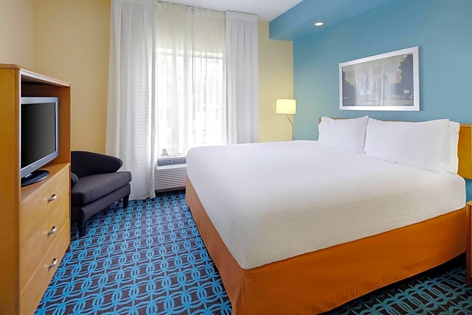 Fairfield Inn & Suites Austin University Area