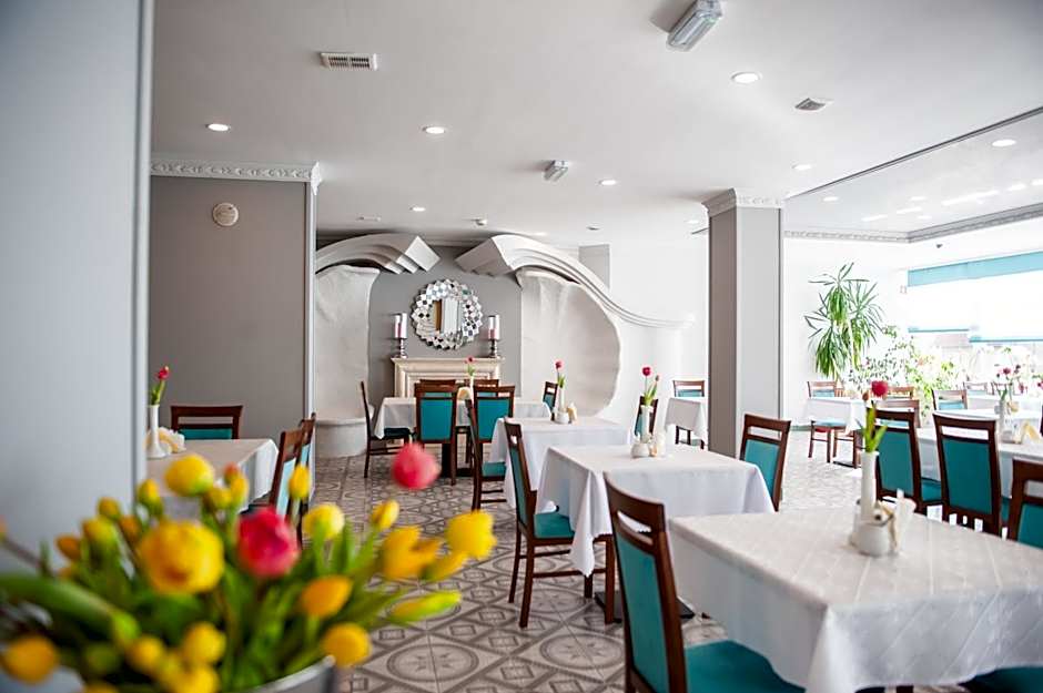 Hotel Wodnik Twój Hotel z widokiem na morze