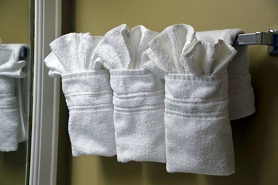 Super 8 by Wyndham Monticello