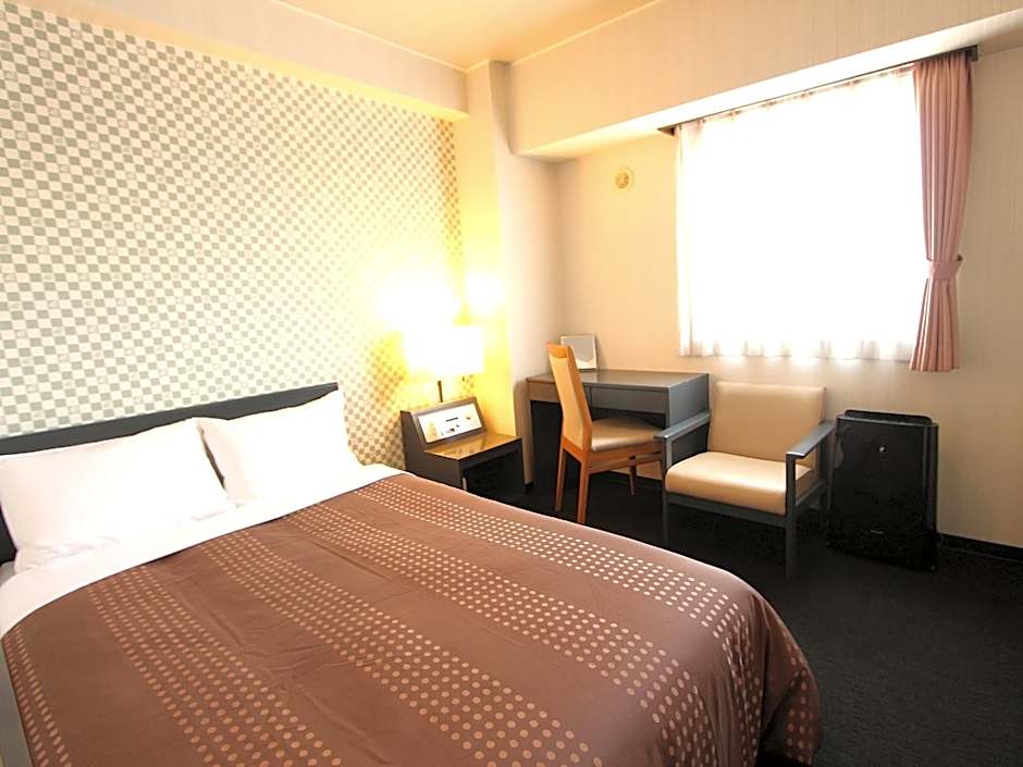 Hotel Livemax BUDGET Chitose