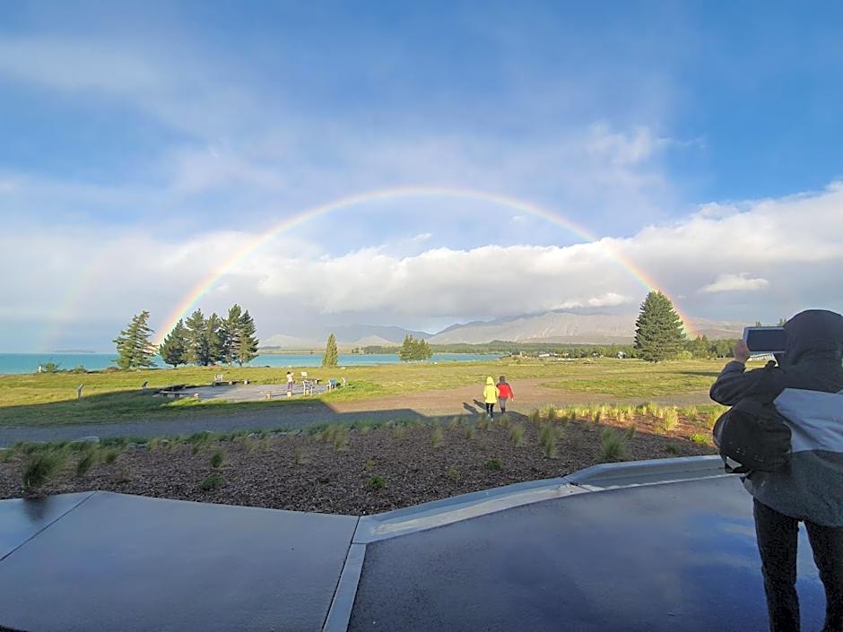 Stay In Tekapo Backpackers