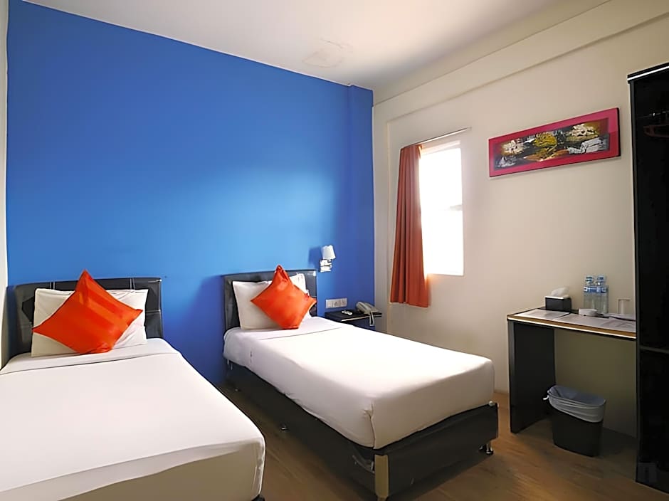 Blitz Hotel Tanjung Uncang