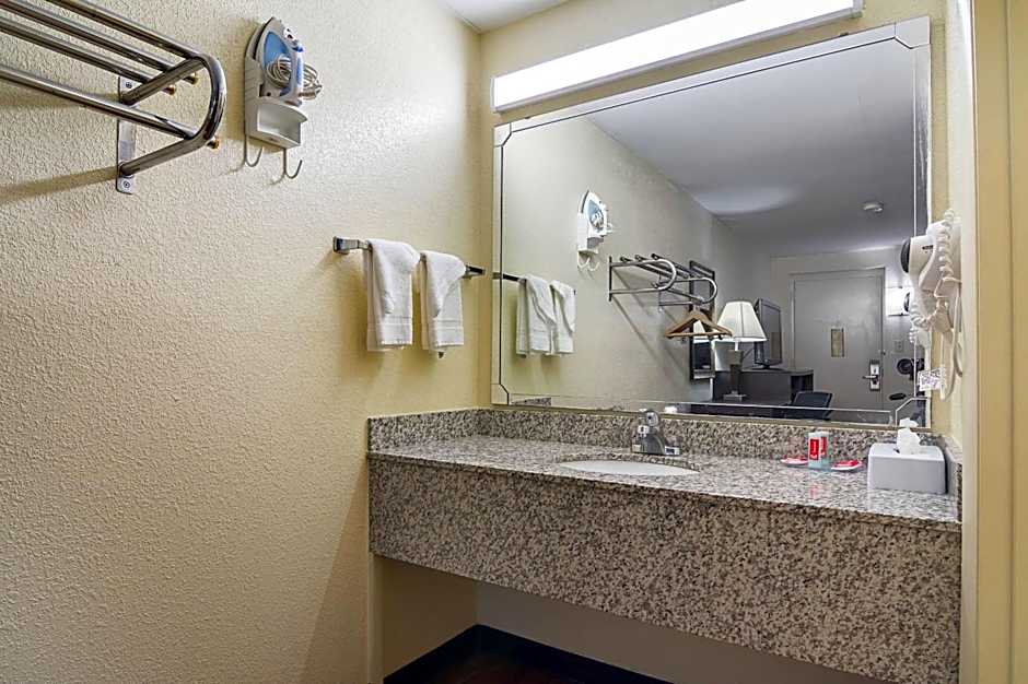 Econo Lodge Research Triangle Park