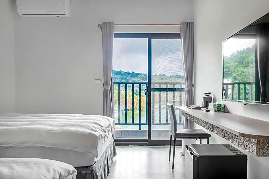 Sun Moon Lake I Love You