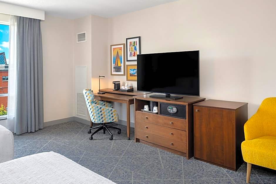 Hampton Inn by Hilton Halifax/Downtown