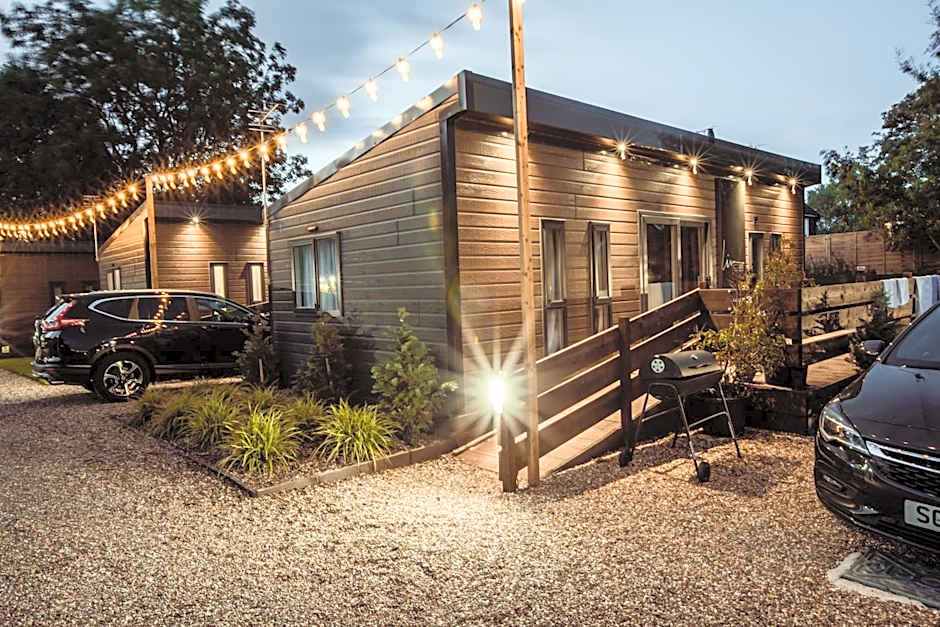 Black Bull Retreat, Barmston with Private Hot Tubs