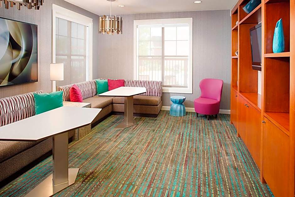 Residence Inn by Marriott Roanoke Airport