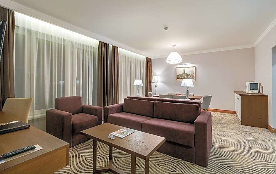 Premier Hotel Dnister