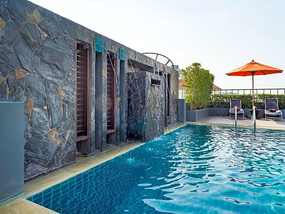 Adelphi Pattaya Hotel