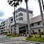 The Ritz Hotel at Garden Oases (Multiple-Use Hotel)