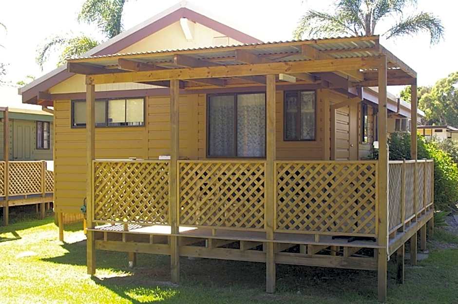 Smugglers Cove Holiday Village