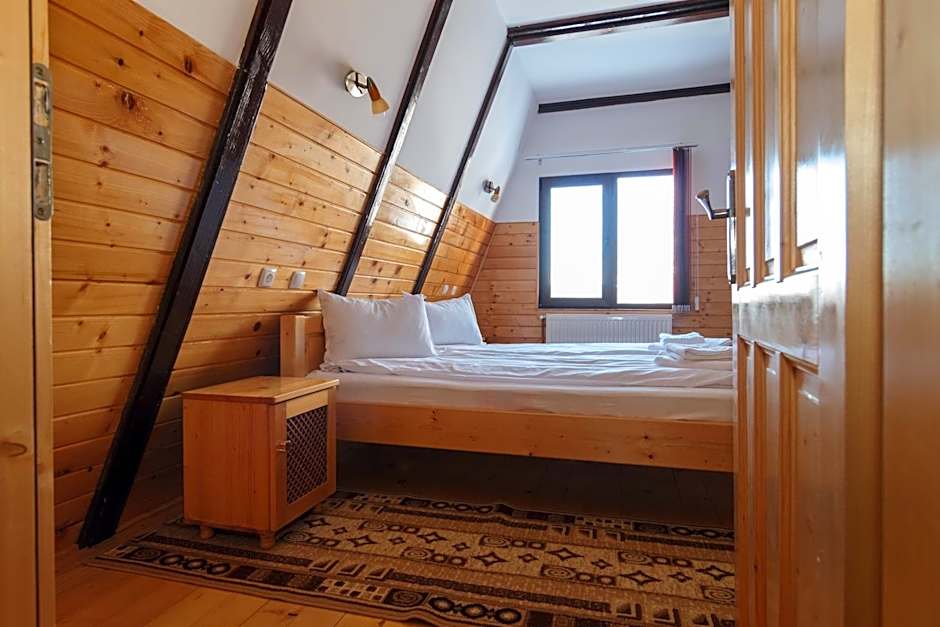 Centrul de Echitatie Poiana Brasov