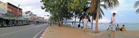 Deluxe Double Room with Side Sea View