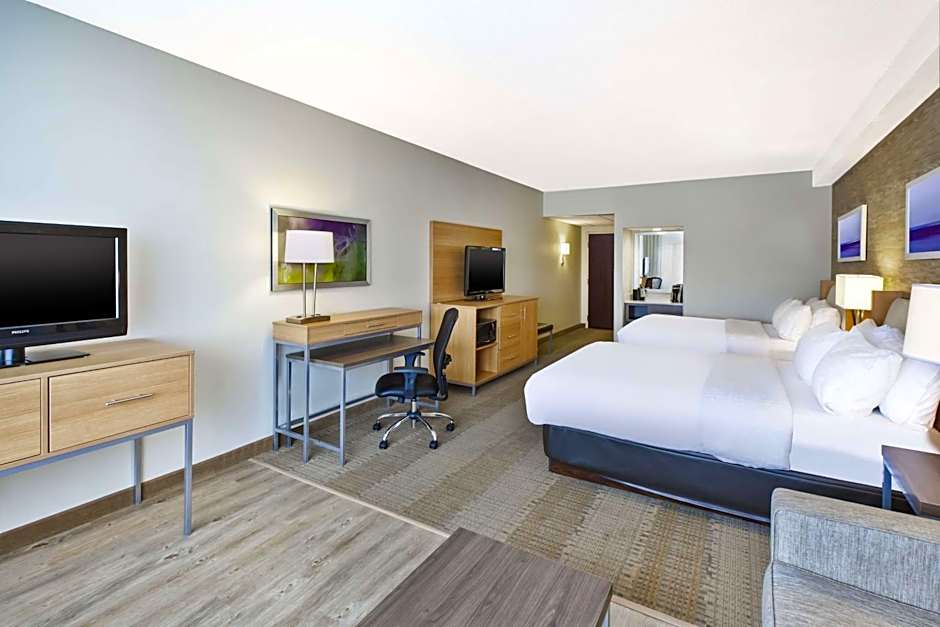 DoubleTree by Hilton Rapid City Downtown Convention Center