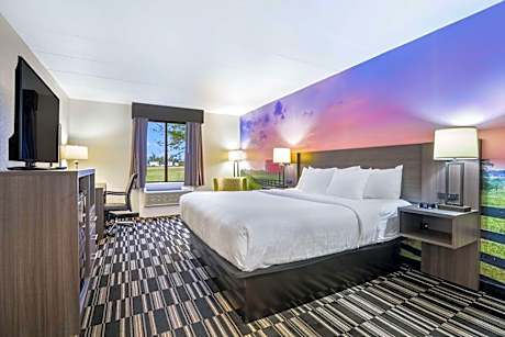 King Room - Non-Smoking