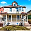 3rd Story Loft Islandview Pets Included with Free Parking!