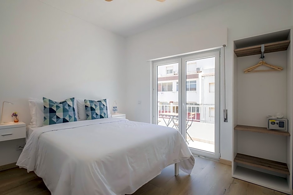 Alto Mar Inn