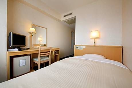 Single Room - Non-Smoking