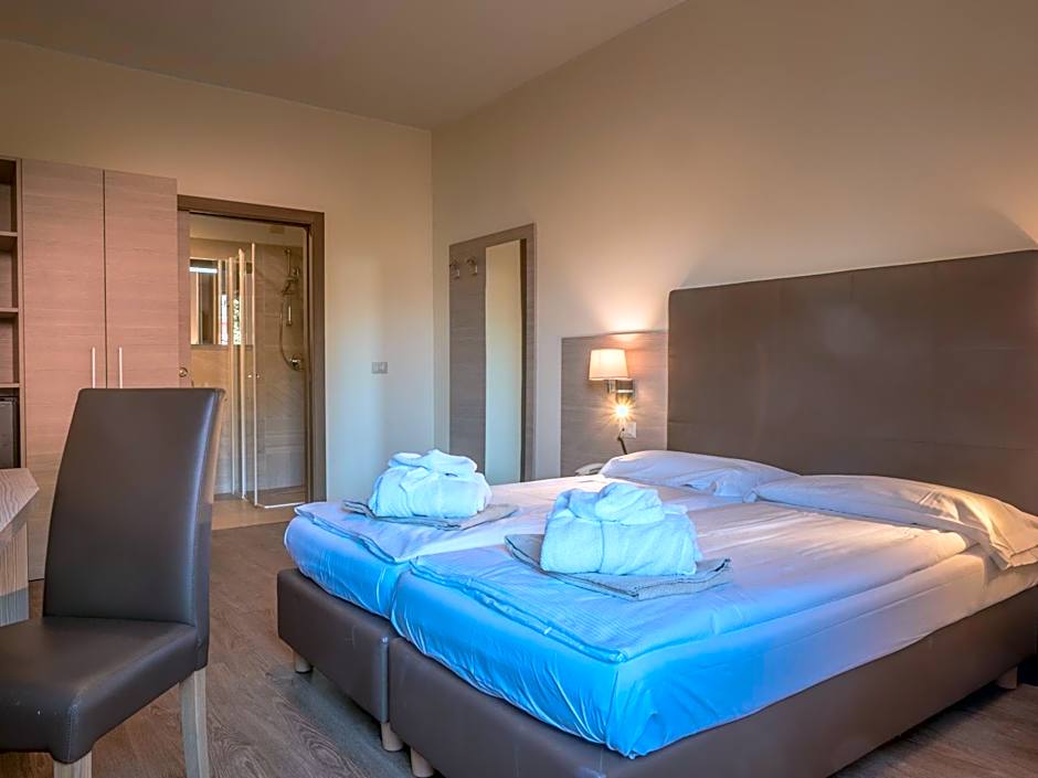 Photo 1 of 5 of Economy 2 Beds