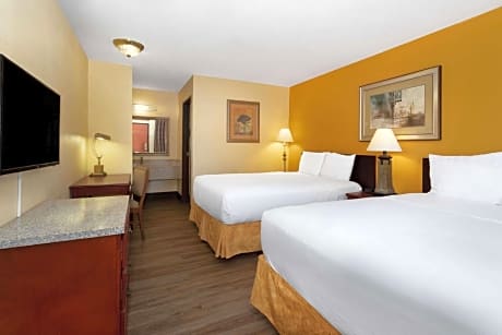 Queen Room with Two Queen Beds - Non-Smoking