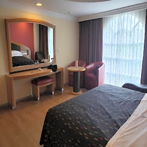 HM Hotel Belices
