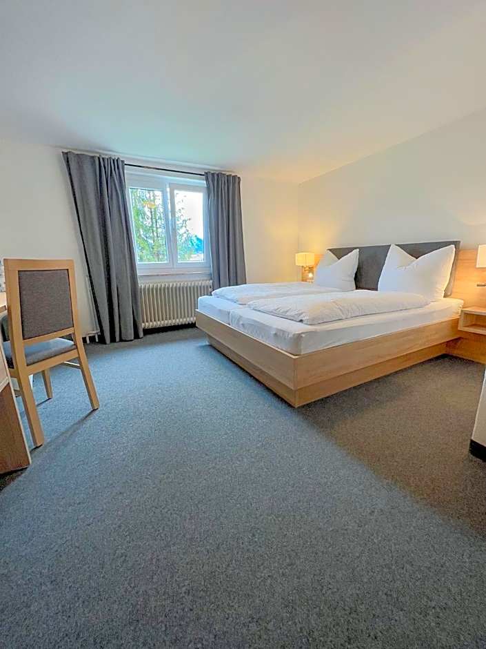 Mountain Hostel City