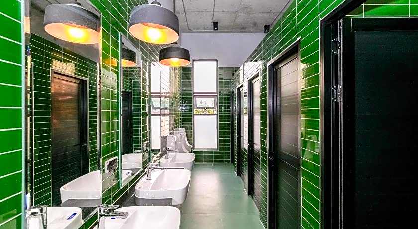 Chainam-Charmchuree residences cafe and spa