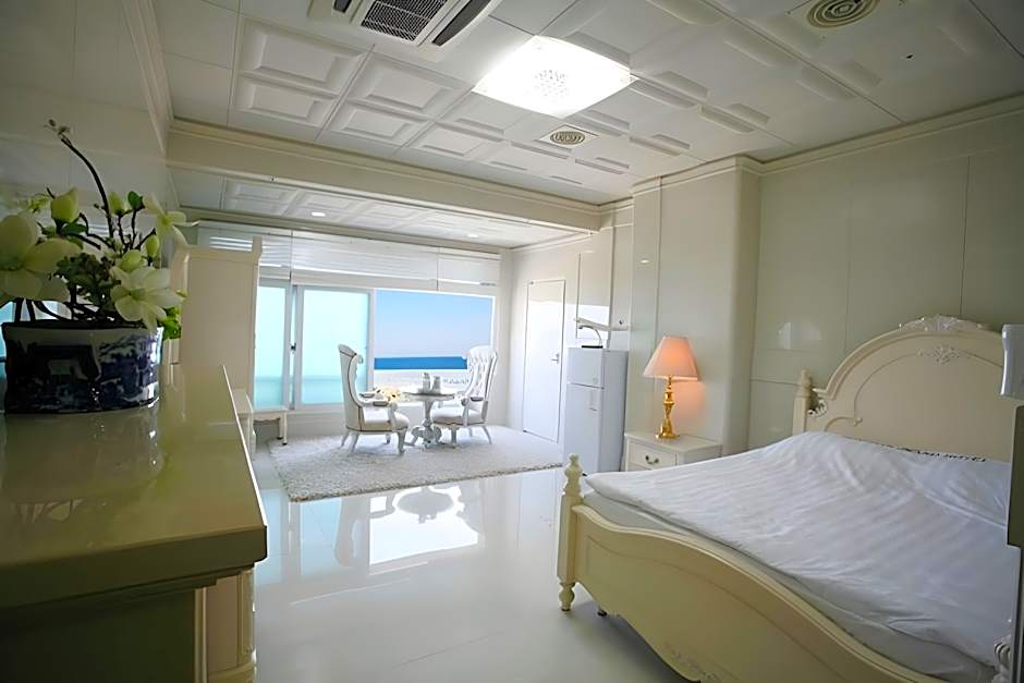 Donghae Boyang Hot Spring Convention Hotel