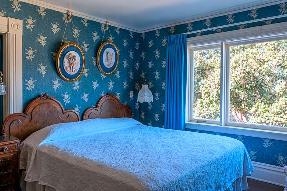 Zdjęcie 1 z 5 — Deluxe 1 King Bed Suite