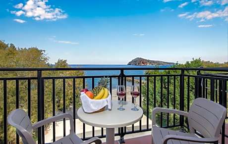 Margarita Beach Hotel