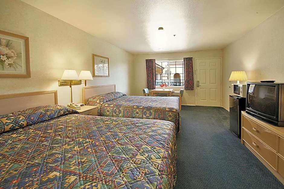 Days Inn by Wyndham Riverside Tyler Mall