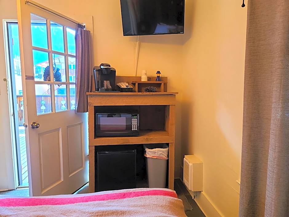 Mrs. Anderson's Lodging