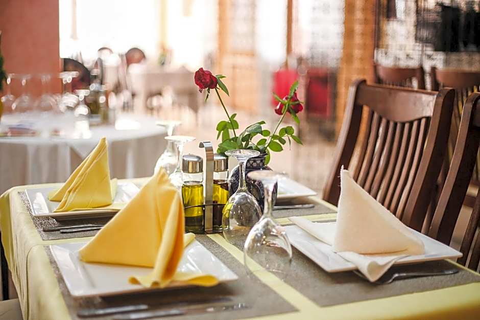 Hotel Bab Mansour