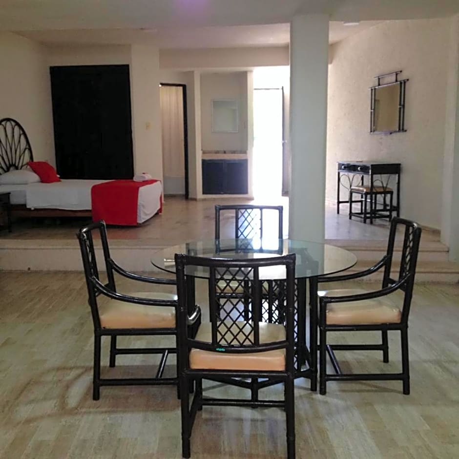 HOTEL Galerias Diana