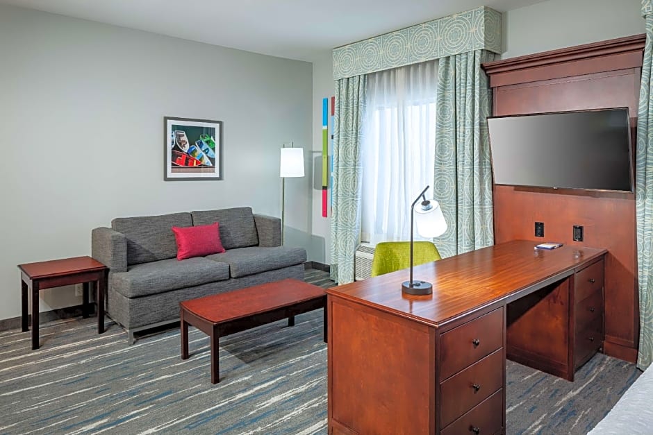 Photo 1 of 3 of Studio 1 King Bed, Mobility Accessible, Bathtub