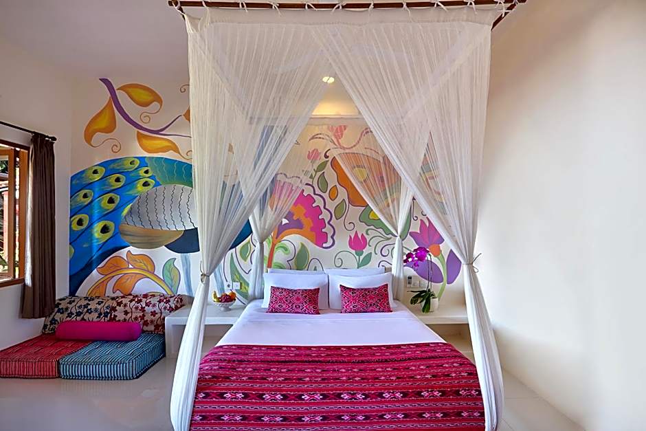 PinkCoco Uluwatu - Constant Surprises & for Cool Adults Only