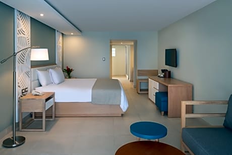 DOUBLE SELECT JUNIOR SUITE SEA VIEW ADULTS ONLY