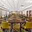 Holiday Inn Express Hotel & Suites Willows By IHG