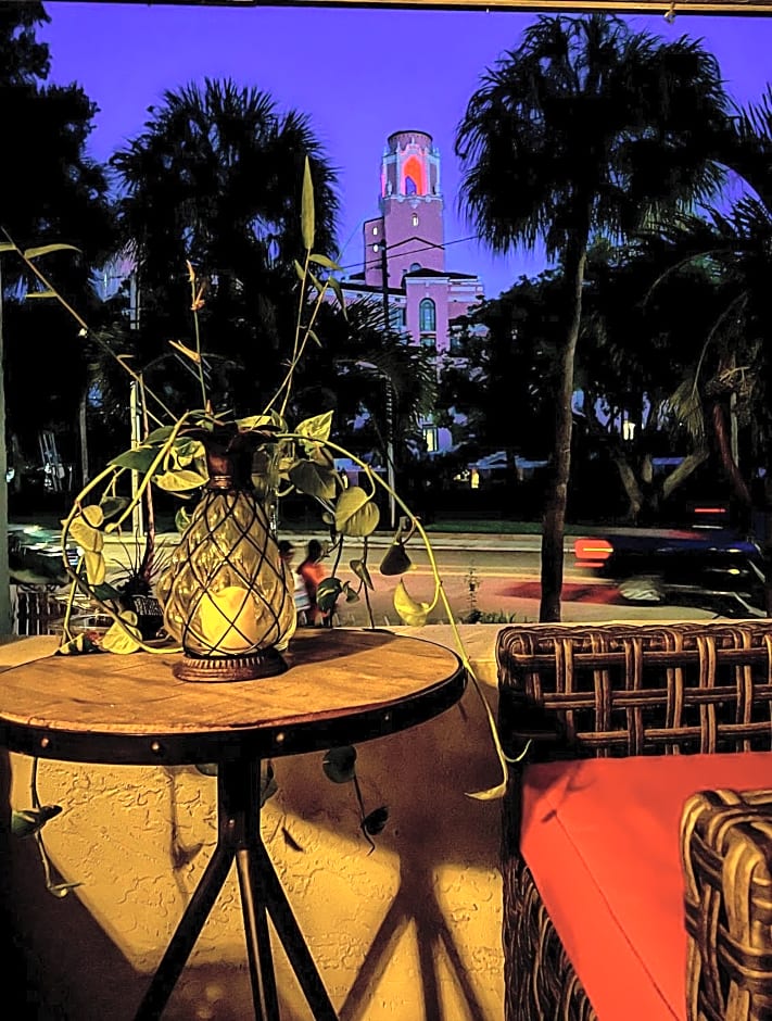Vinoy House