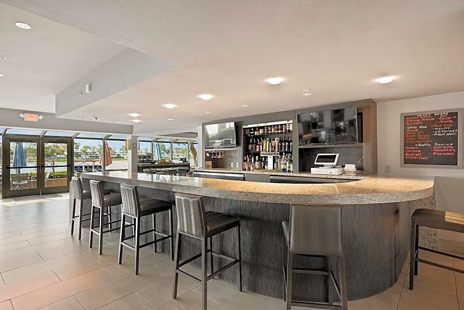 Executive Inn & Suites Oakland