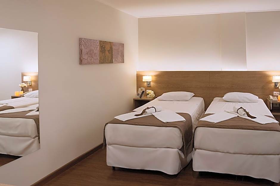 Tryp by Wyndham Varginha Cafe Royal