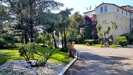 Hotel Mediterraneo