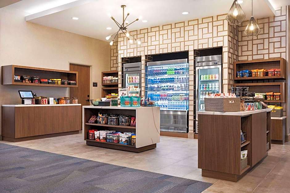 La Quinta Inn & Suites by Wyndham Del Rio