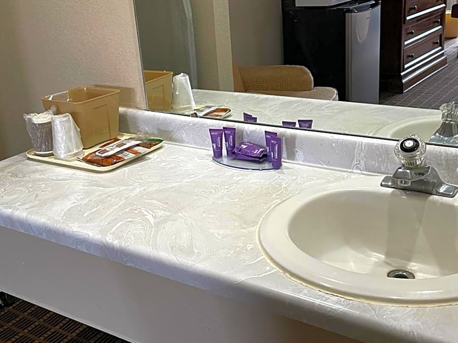 Knights Inn & Suites Emporia