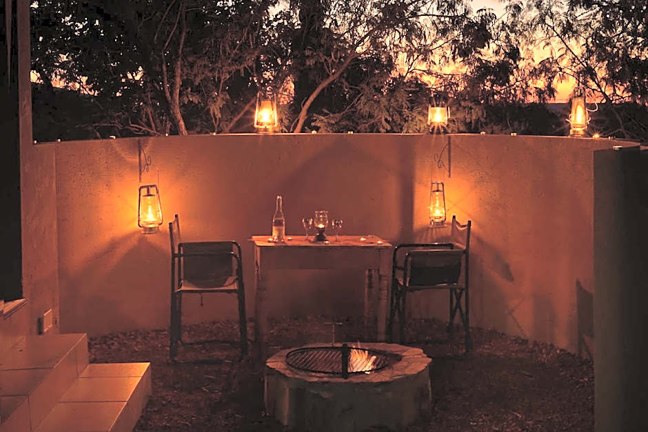 iKhaya LamaDube Game Lodge