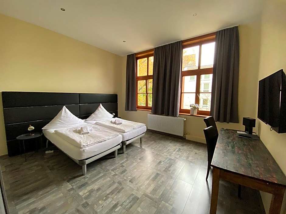 Avalon Bed & Breakfast Themen/- Nichtraucherhotel
