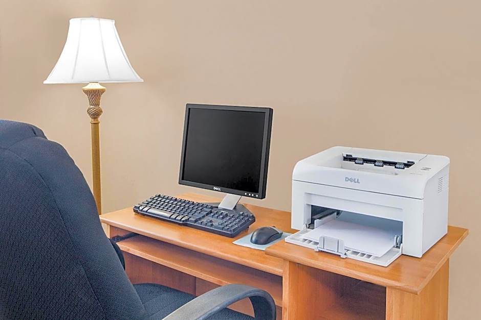 Days Inn by Wyndham Robstown