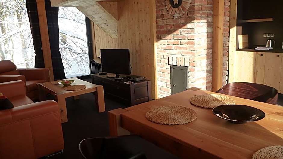 Krakonošova Dílna "WOODHAUS"