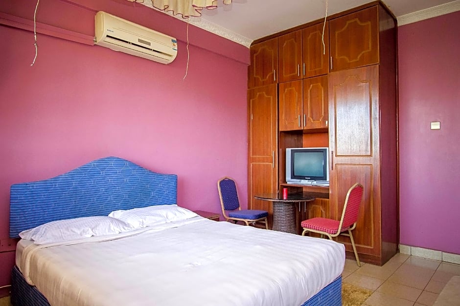 Park View Safari Hotel & Apartments