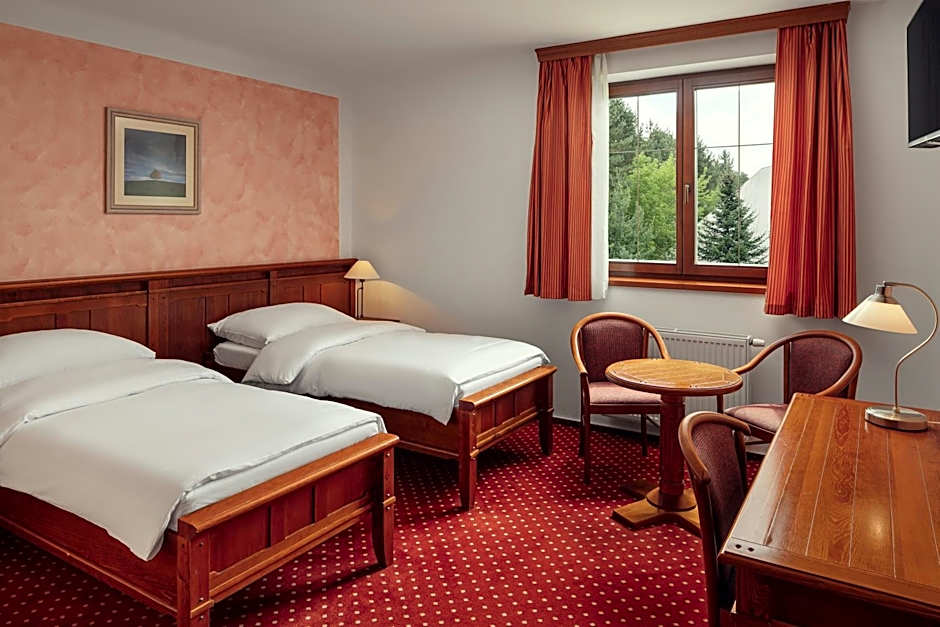 Golf & Spa Kunětická Hora